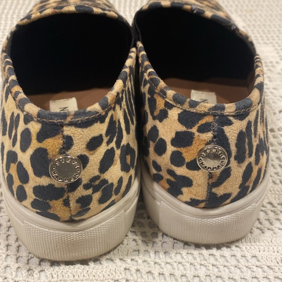 Steve Madden “Safari” Leopard Print Canvas Slip On Boat Shoes, Size 6 - Picture 5 of 8